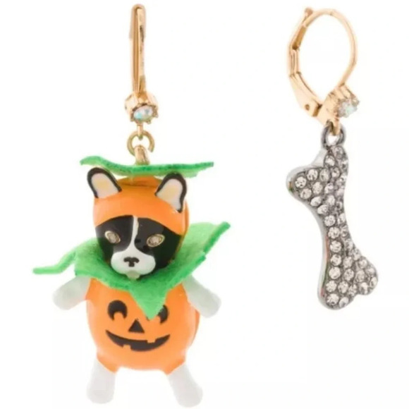 BETSEY JOHNSON Halloween Mismatched Dog in a Pumpkin & Sparkly Bone Earrings NWT - Picture 3 of 6